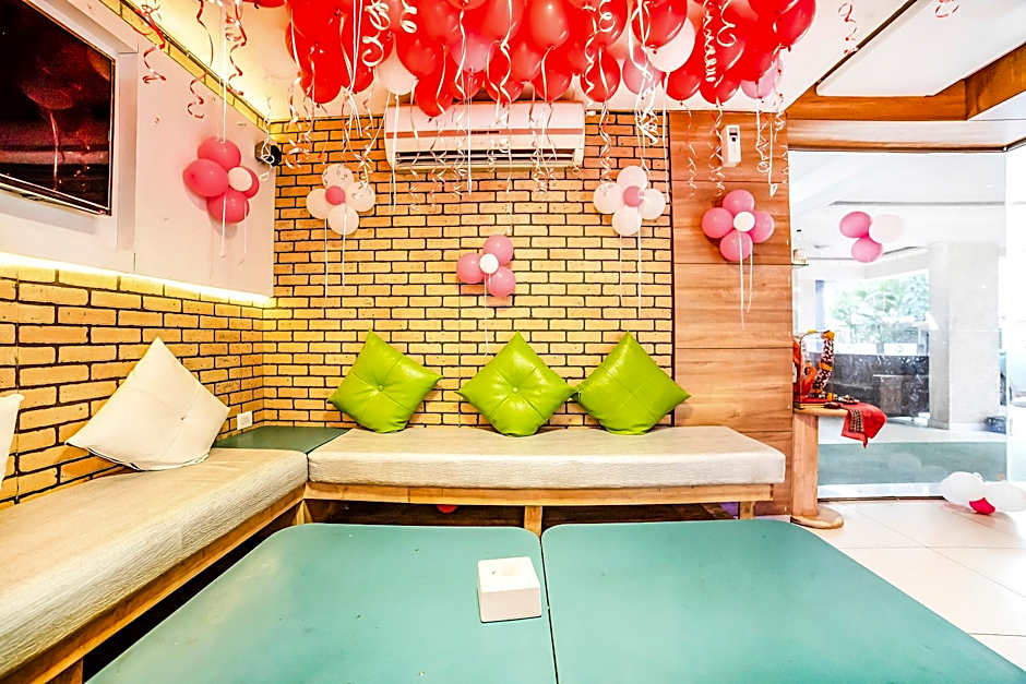 FabHotel Imperio Baner