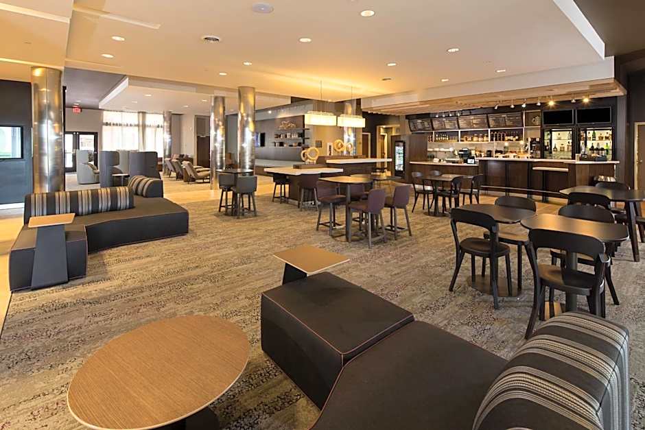 Courtyard by Marriott Bay City