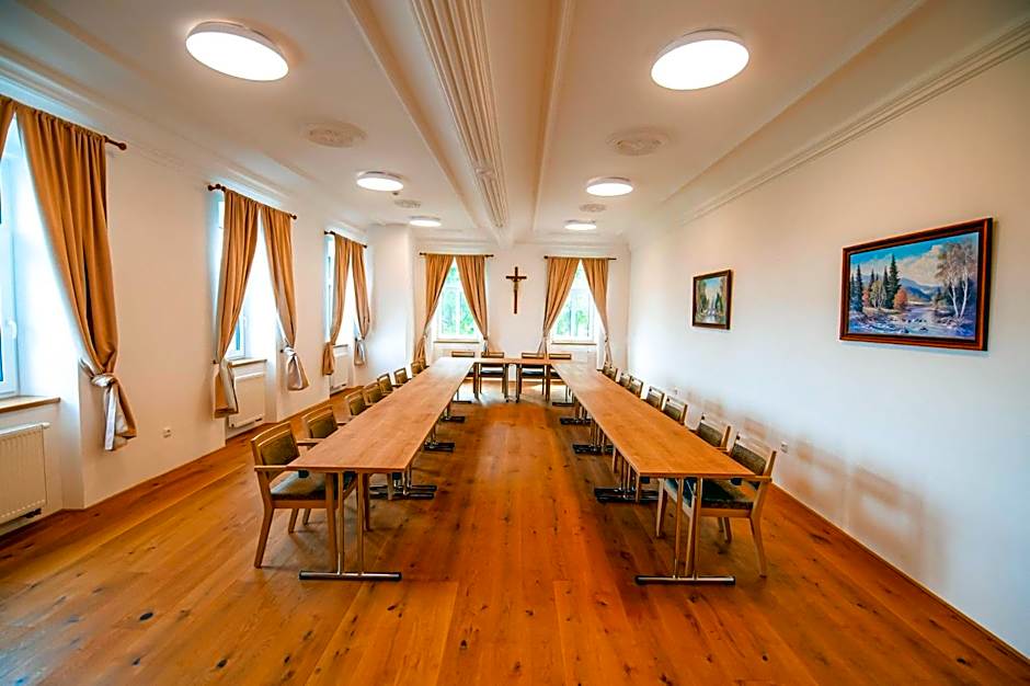Hotel Poutní Dům