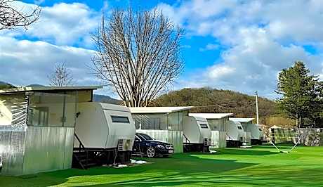 Pocheon Lodge Caravan Camping Site