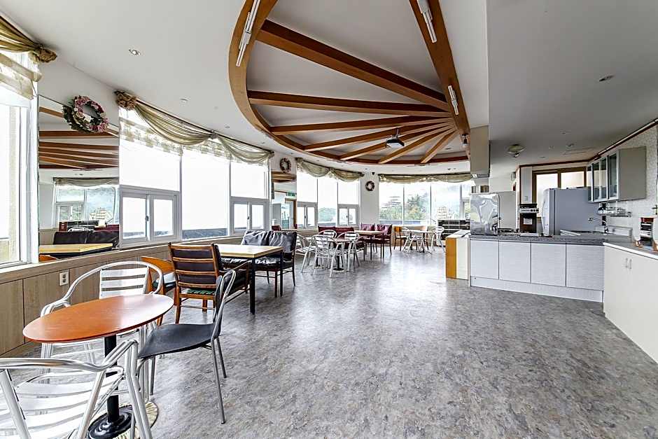 Hotel TopsVille (Korea Quality)