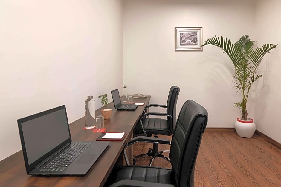 Ramada by Wyndham New Delhi Pitampura