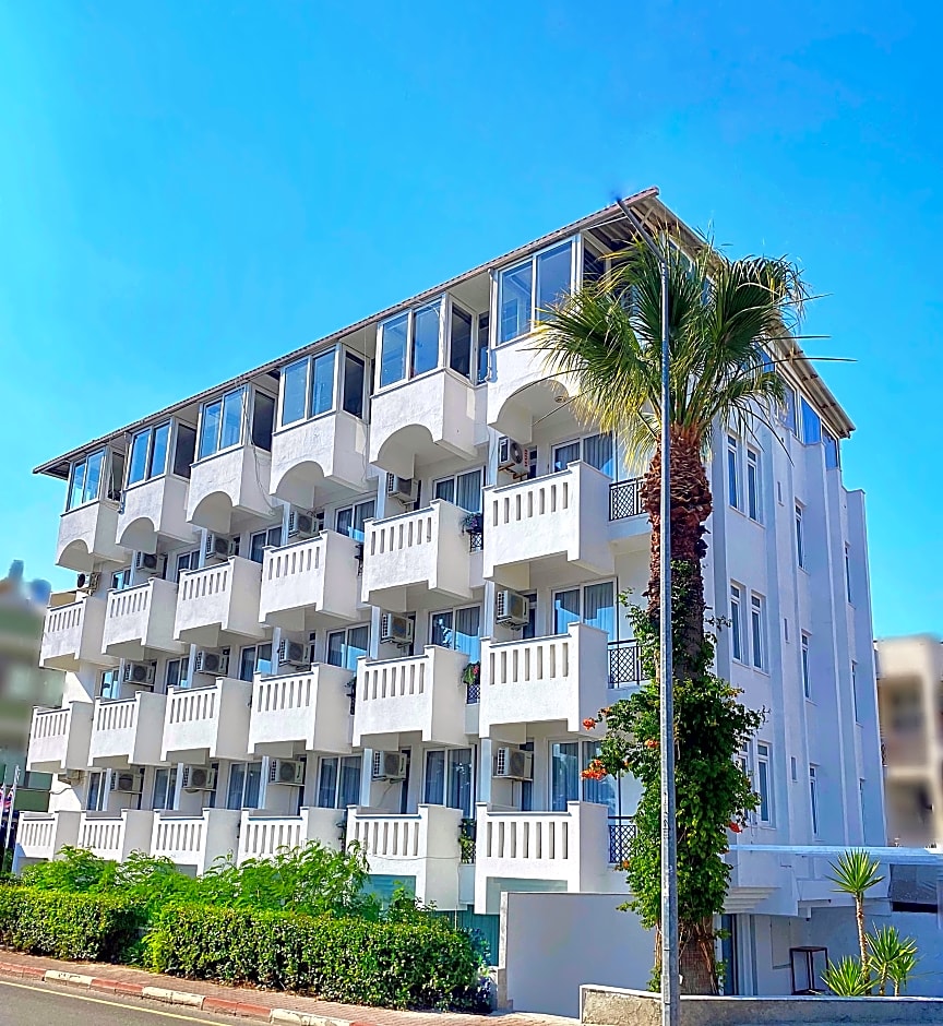 Royal City Hotel