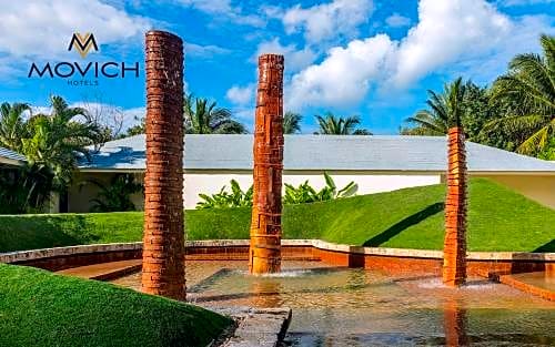 Movich Club at Blue Diamond Luxury Boutique Hotel
