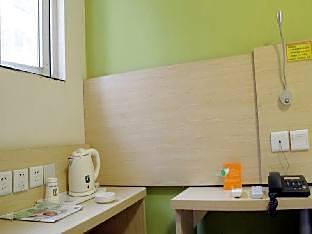 7 Days Inn Xi'an Anyuanmen Metro Station Beishaomen