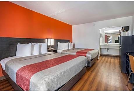 2 Queen Beds | Non-Smoking, Micfridge