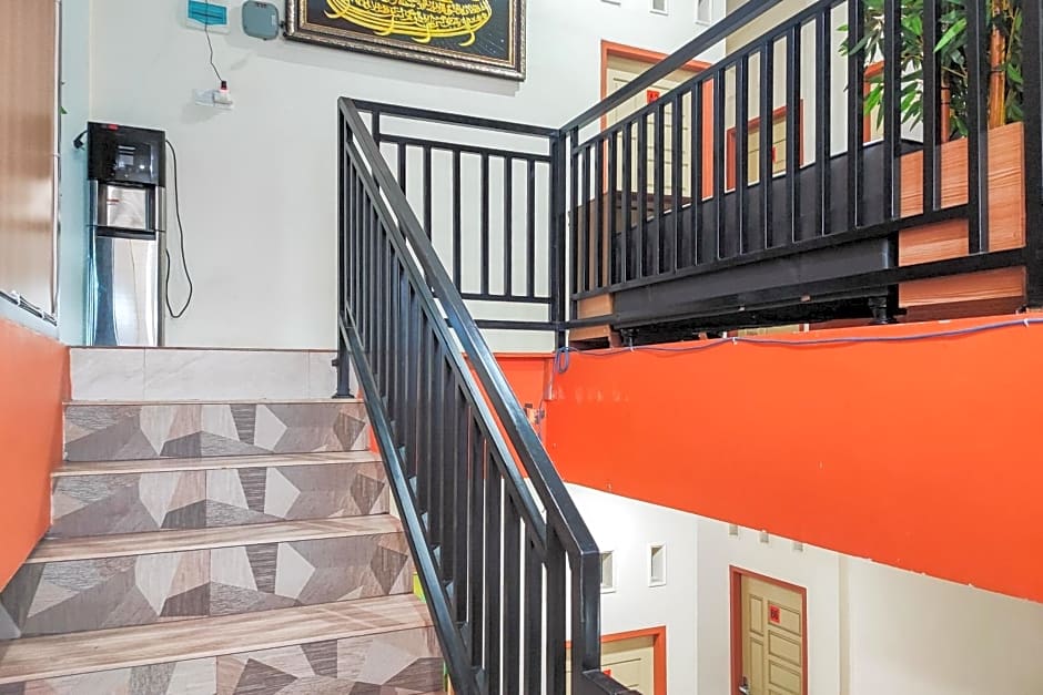 RedDoorz Syariah @ Penginapan Citra Alam 2