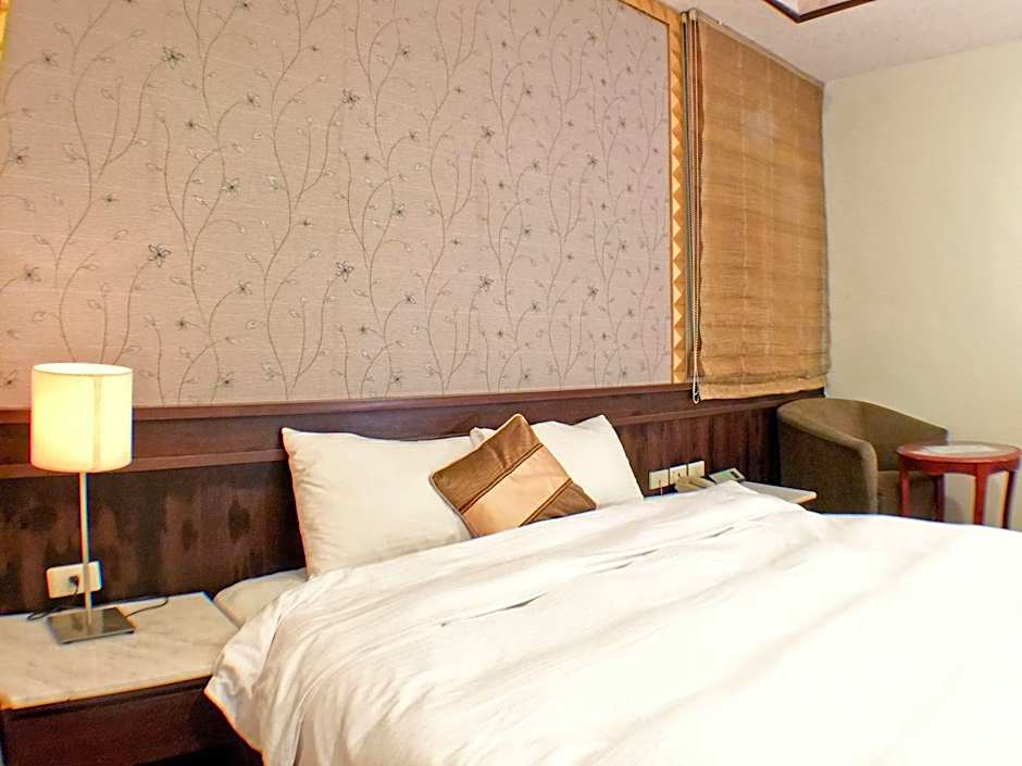 YC Cyuan Hot-Spring Hotel