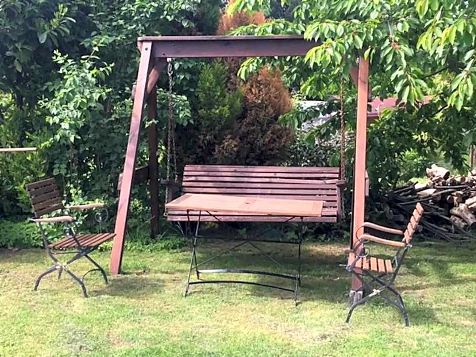 Schönste Lage am Rhein in unmittelbarer Stadtnähe, B & B