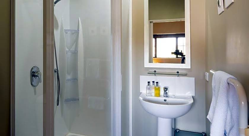 Criffel Peak View Bed and Breakfast