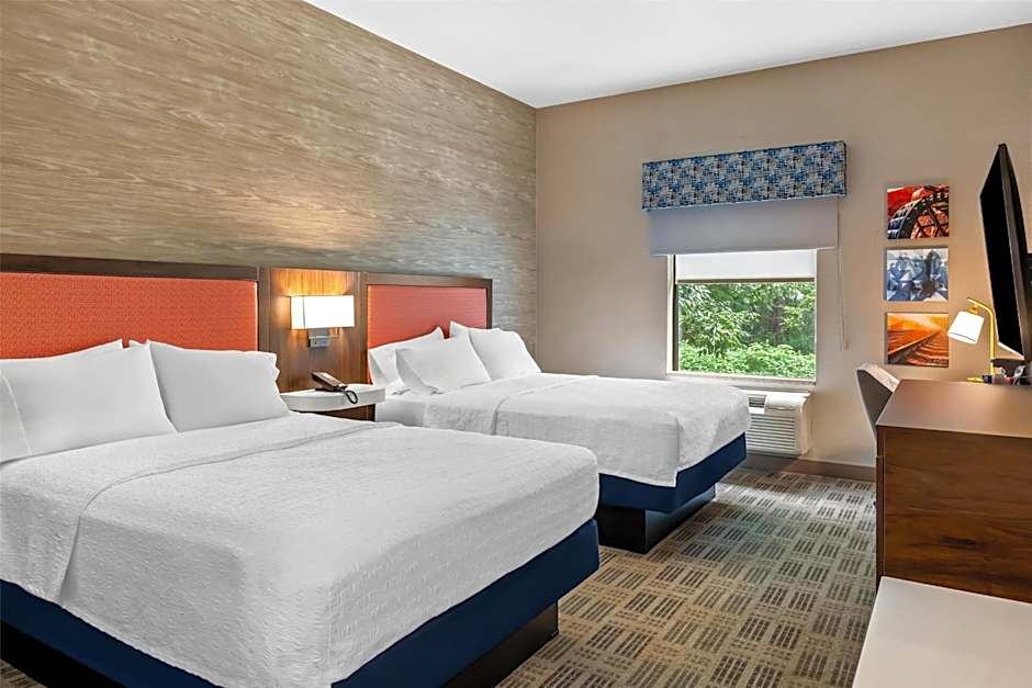 Hampton Inn By Hilton & Suites Grove City