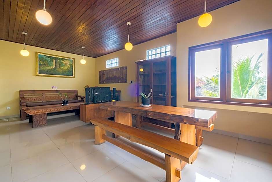 The point surfcamp Bali