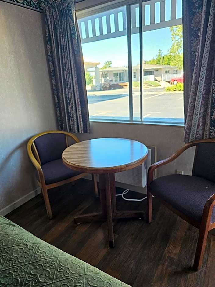 Travelodge by Wyndham Mackinaw City