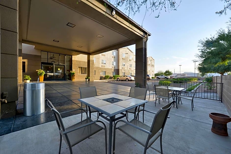 Best Western Gold Poppy Inn