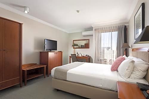 Ramada by Wyndham Brisbane Windsor