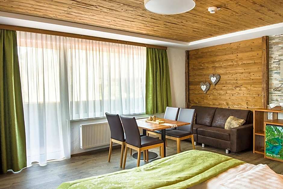 Lorenzer Schlafstubn/Haus Wanderl
