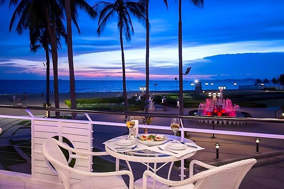 Ambassador City Jomtien Ocean Wing