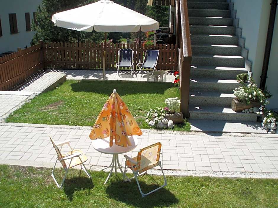 Garnì BUCANEVE