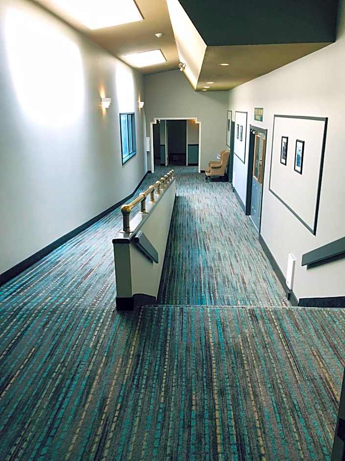 Anchor Inn and Suites