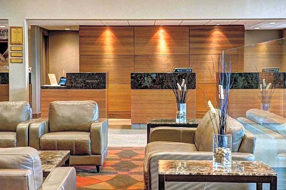 Radisson Hotel & Suites Fort Mcmurray