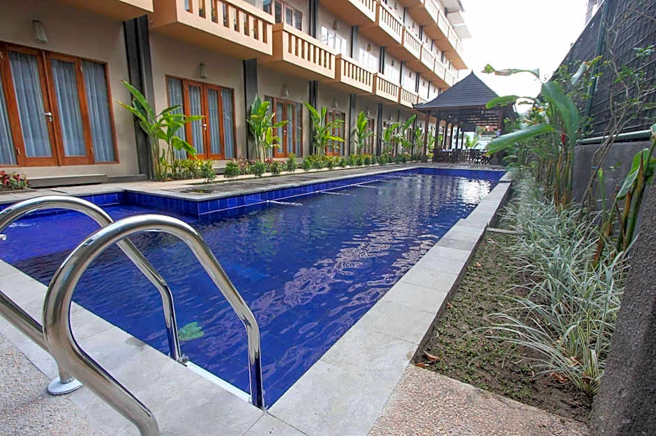Bali Chaya Hotel Legian
