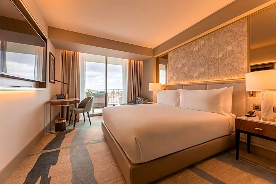 Legacy Hotel Cascais, Curio Collection by Hilton