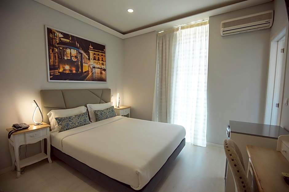 Grande Pensao Residencial Alcobia