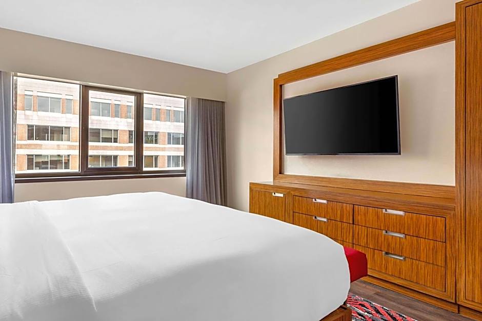 The District by Hilton Club