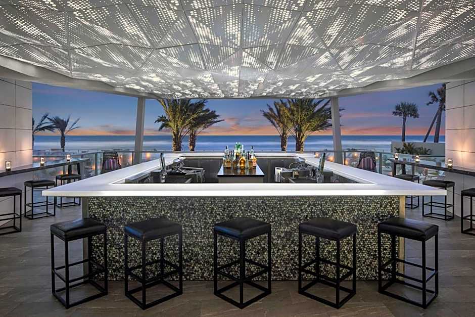 Renaissance Daytona Beach Oceanfront Hotel