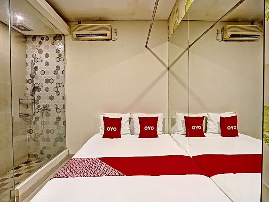 Super OYO Capital O 92633 Spring Hotel Gubeng
