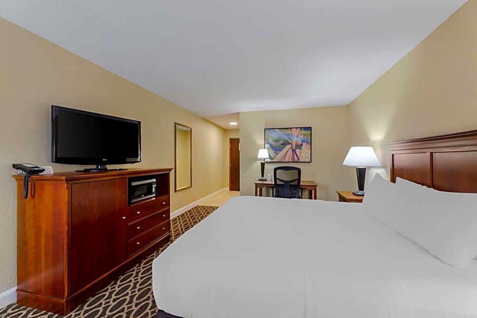 Best Western Plus Wooster Hotel & Conference Center