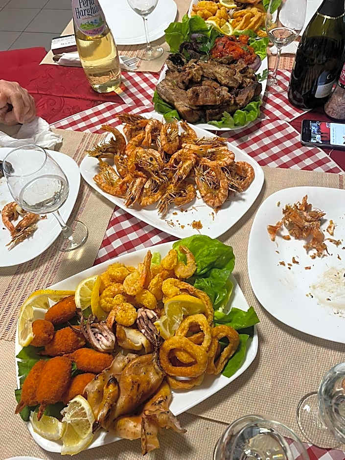 KM 80 Restaurant & Hotel