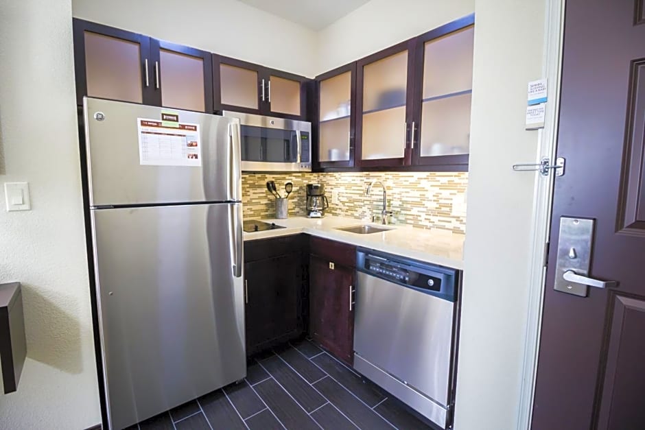 Staybridge Suites Plano / Frisco By IHG