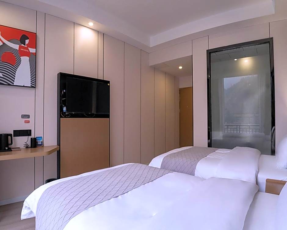 Jun Hotel Leshan Jinkouhe District Binjiang Road