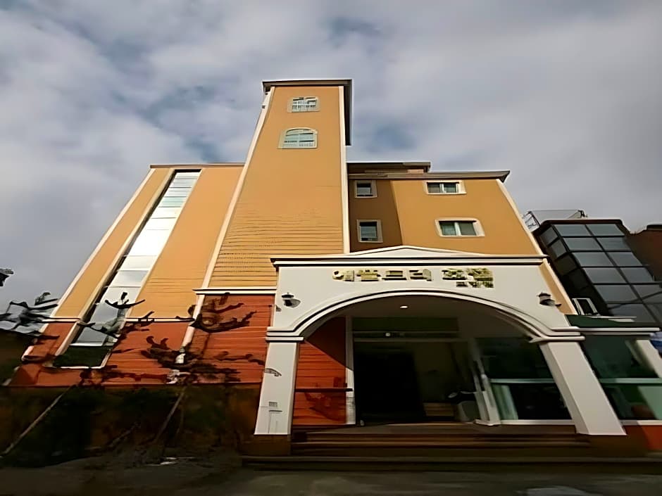 Apple Tree Pohang Hotel