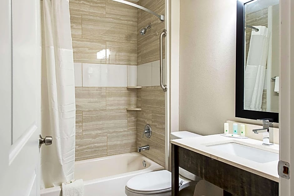 Quality Inn Mishawaka - South Bend