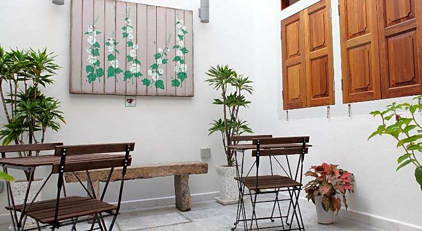 Gingerflower Boutique Hotel