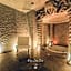 Nino Cave Suite