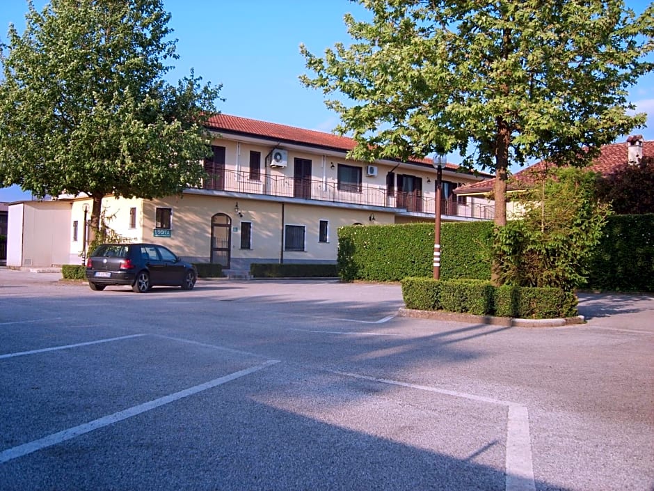 Hotel Rosso Di Sera