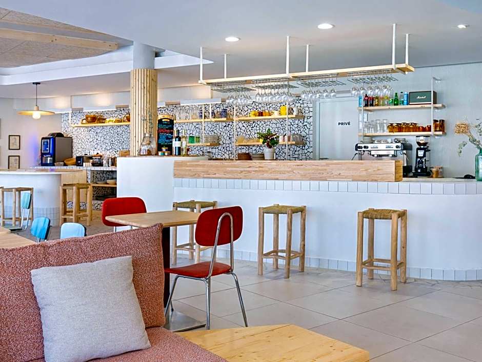 greet hotel Salon de Provence