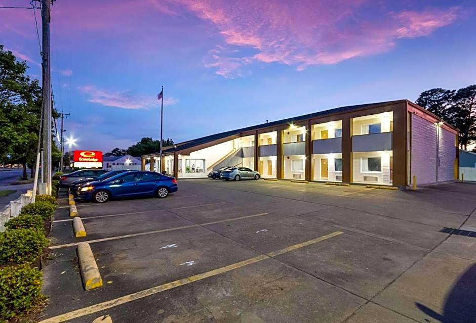 Econo Lodge Little Creek