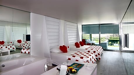 SNG DELUXE SIDE SEAVIEW