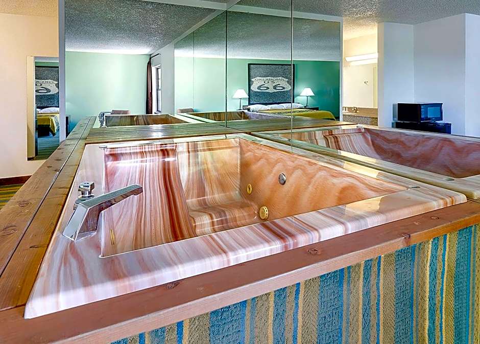 Super 8 by Wyndham Sapulpa/Tulsa Area