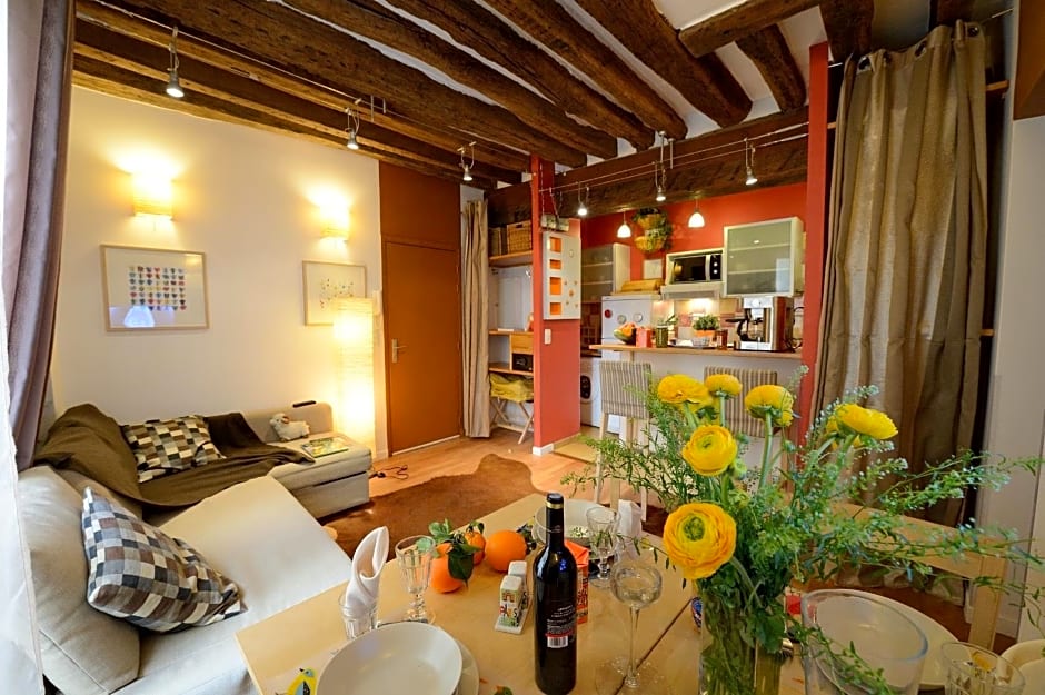 Les Patios du Marais 1