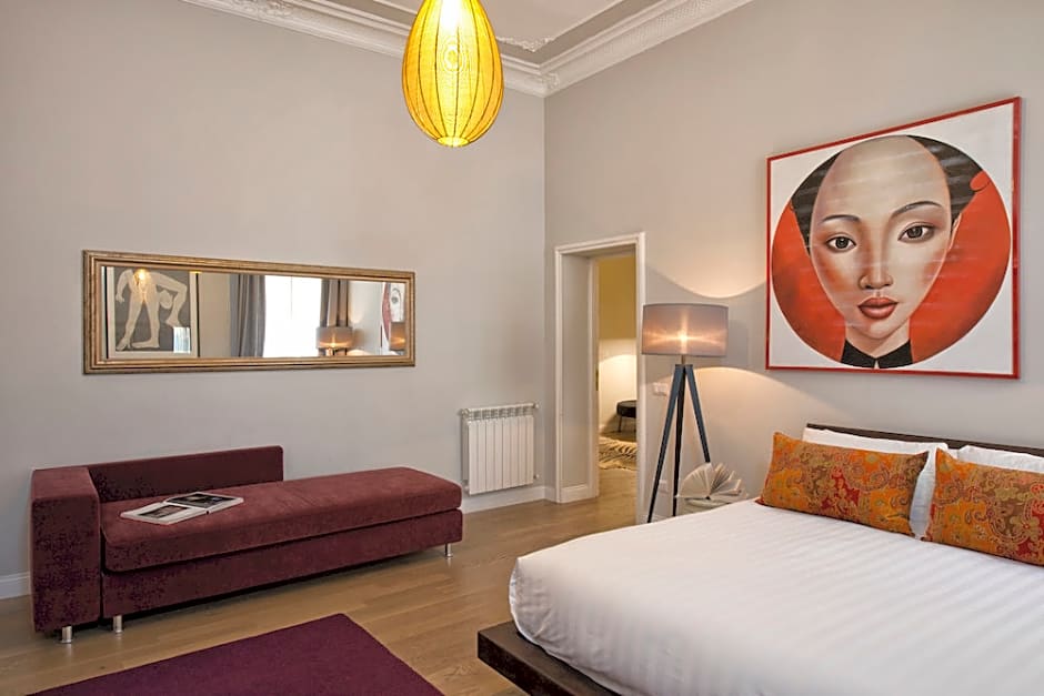 The Independent Suites