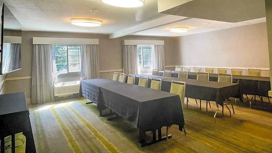Holiday Inn Salem By IHG