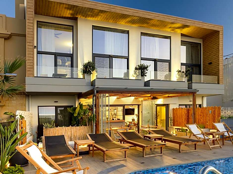 Calla Luxury Seafront Suites