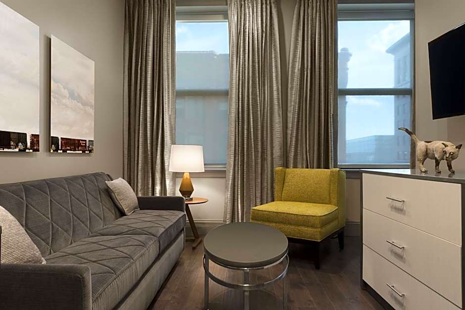 The Current Iowa, Autograph Collection by Marriott