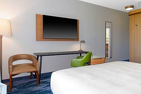 Guest Room, 1 King