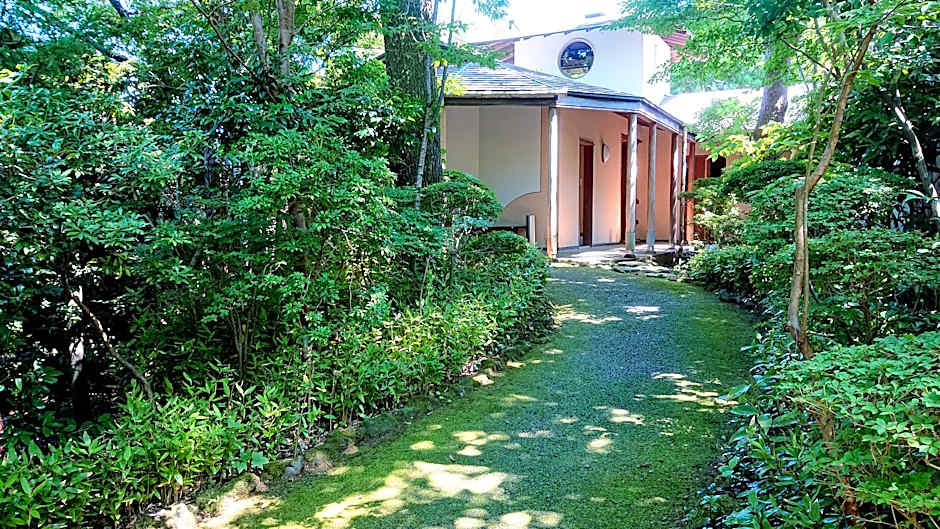 Izukogen Shirogasaki Onsen Hanafubuki